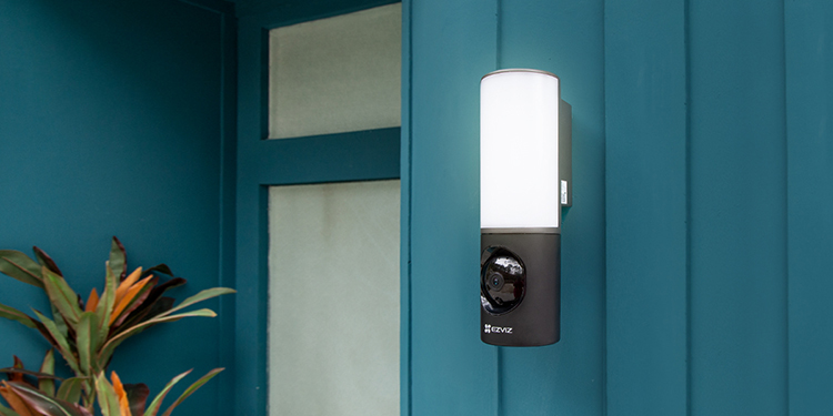 Ezviz LC3